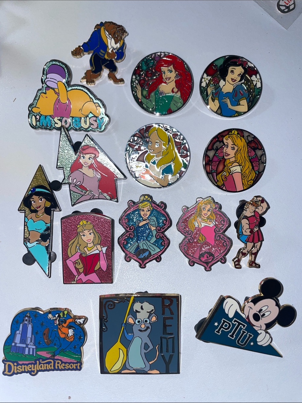 Custom Disney Pin bundle @shaerunsdisney reserved